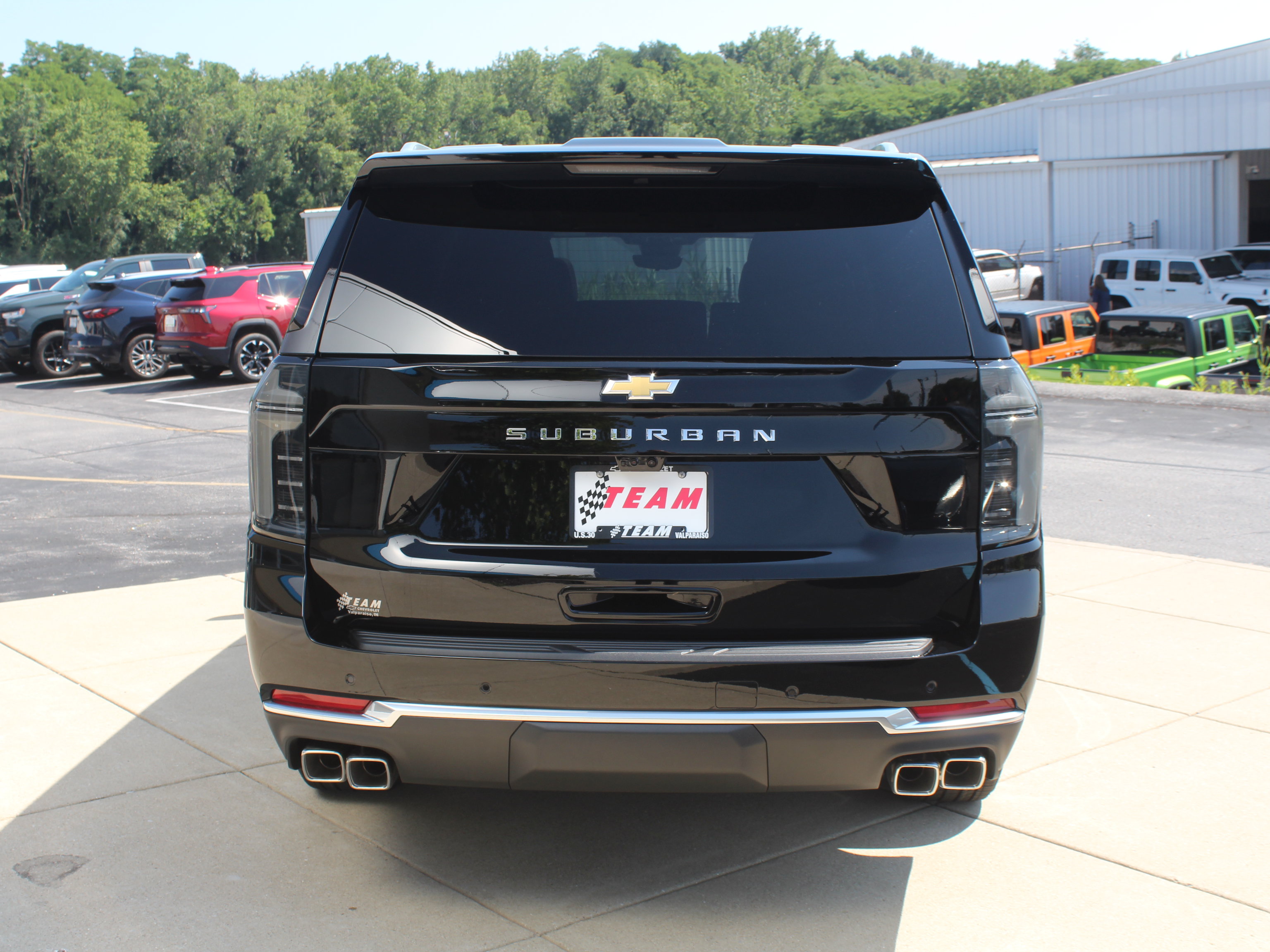 New 2026 Chevrolet Suburban High Country AWD/4WD image 5