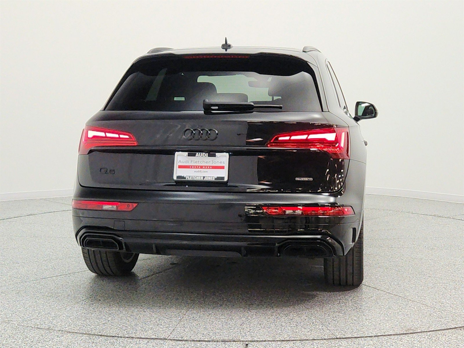 Used 2024 Audi Q5 e Premium Plus w/ Premium Plus Package AWD/4WD image 6