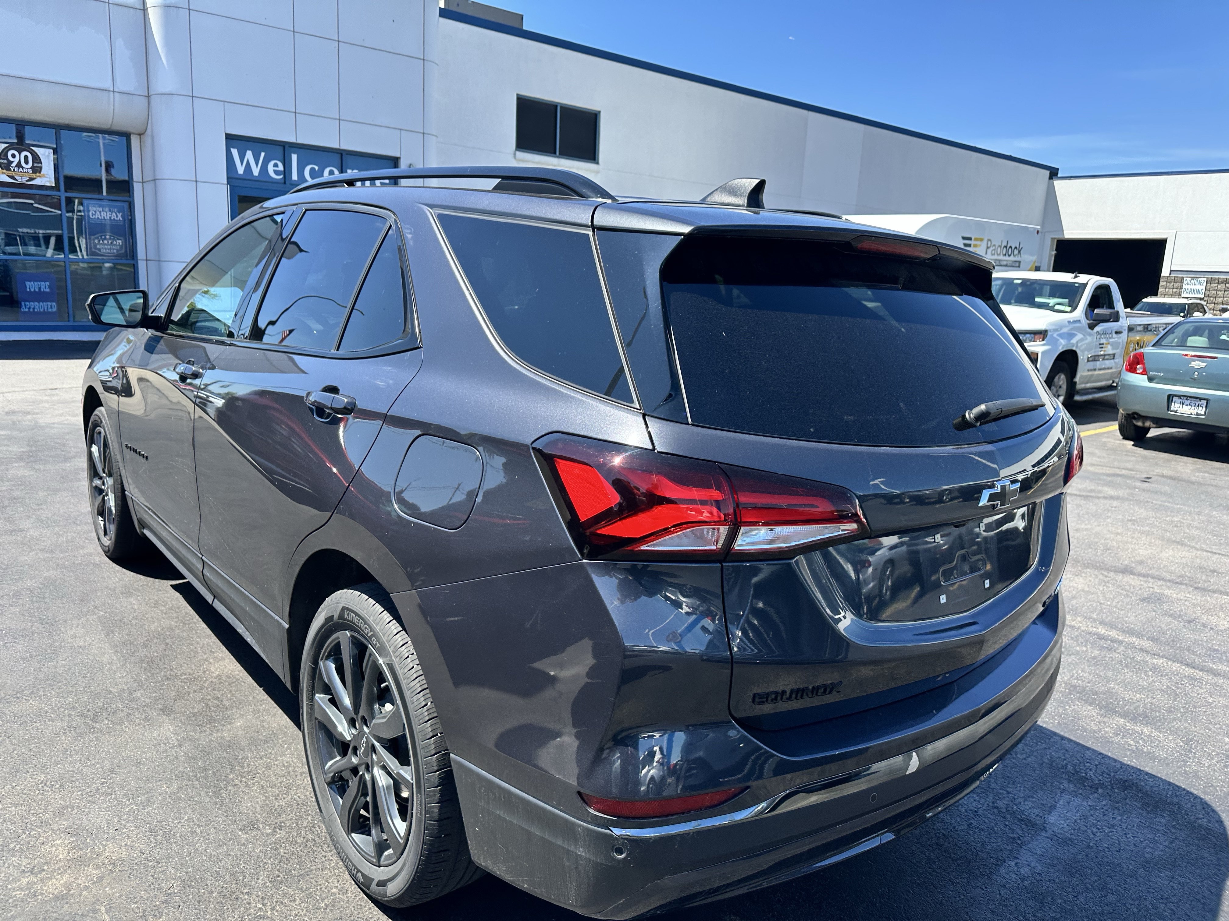 Used 2023 Chevrolet Equinox RS AWD/4WD image 6