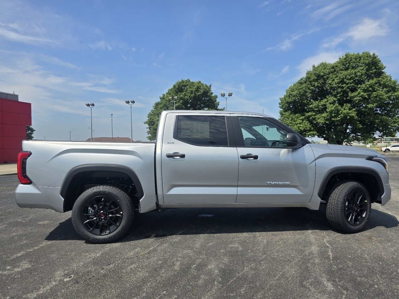 New 2026 Toyota Tundra SR5 AWD/4WD image 15