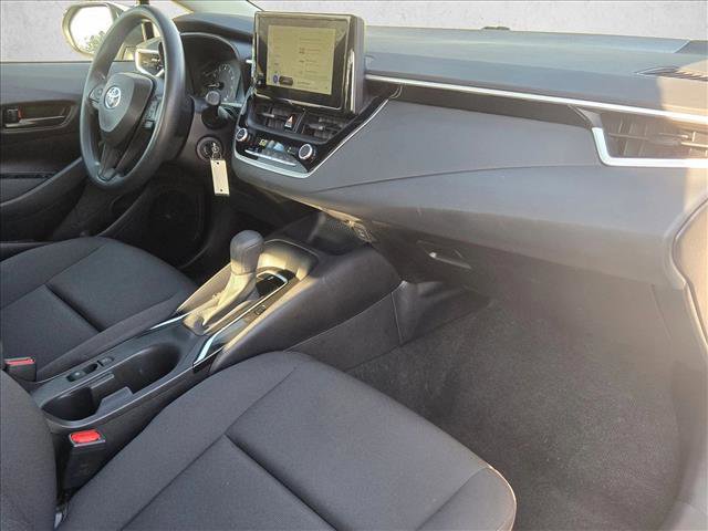 Used 2025 Toyota Corolla LE image 21