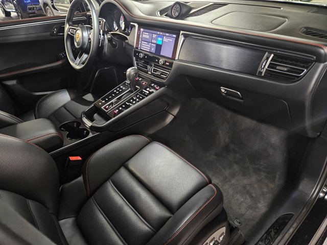 Used 2023 Porsche Macan GTS image 21