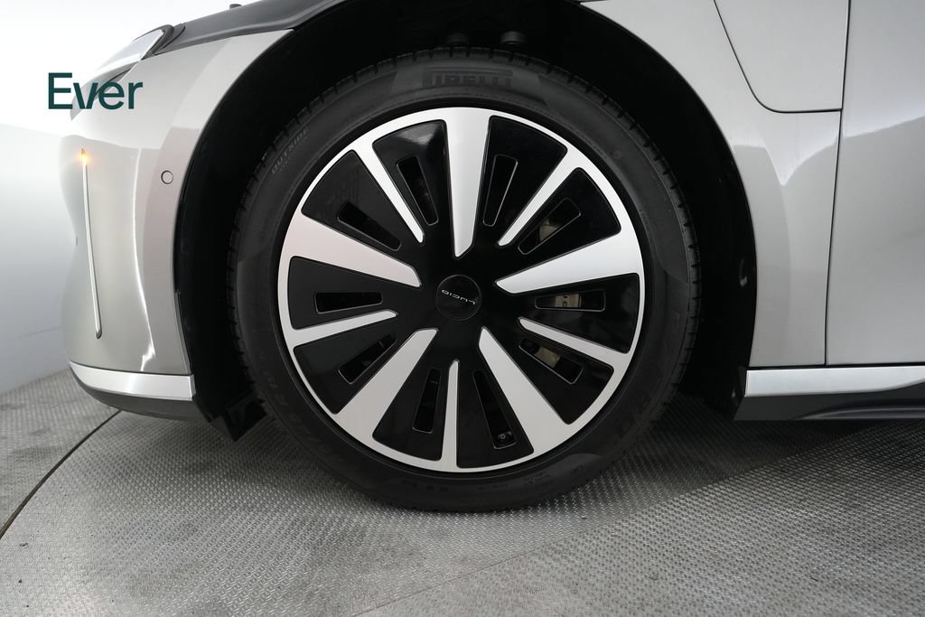 Used 2023 Lucid Air Touring AWD/4WD image 19