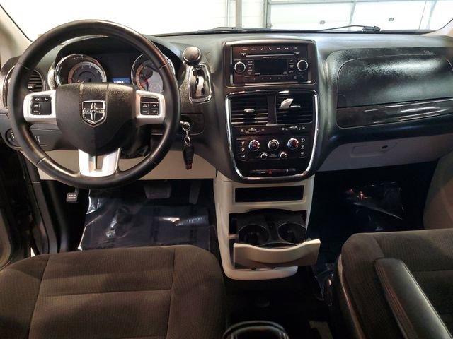 Used 2017 Dodge Grand Caravan SE w/ Power Window Group FWD image 13