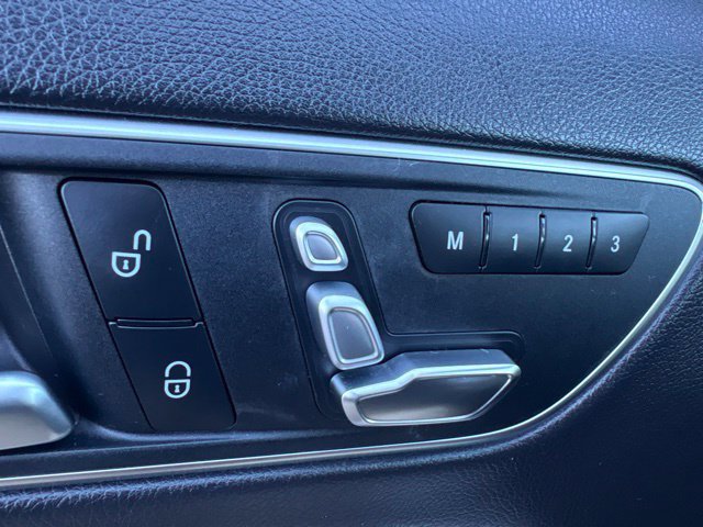 Used 2020 Mercedes-Benz GLA 250 4MATIC image 14