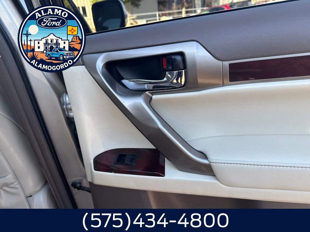 Used 2011 Lexus GX 460 image 15