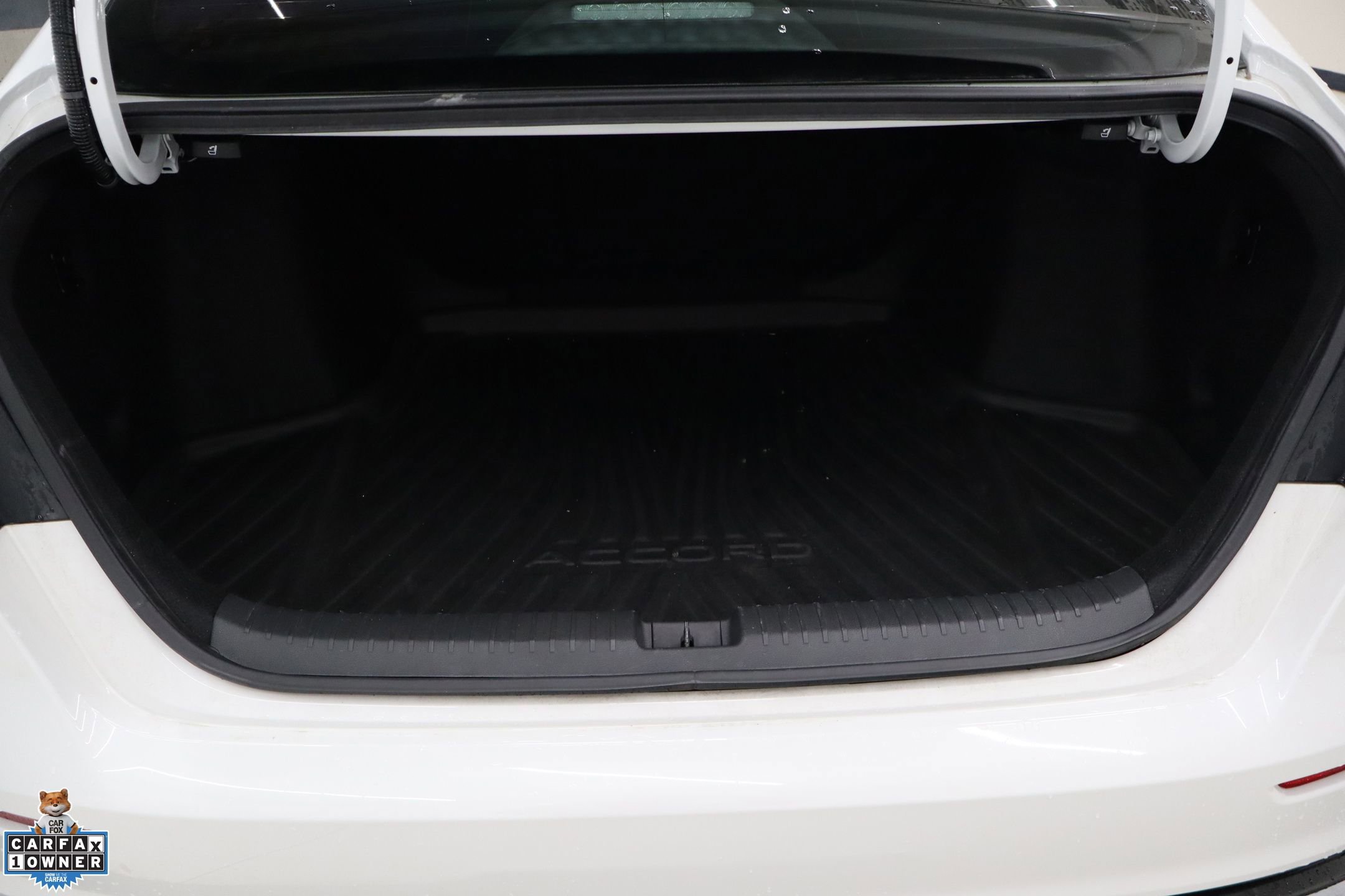 Used 2024 Honda Accord Sport image 28