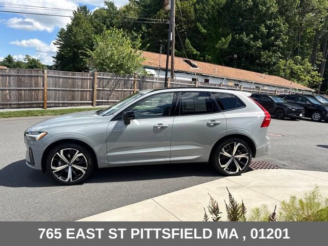 Used 2025 Volvo XC60 B5 Ultra w/ Protection Package Premier AWD/4WD image 4