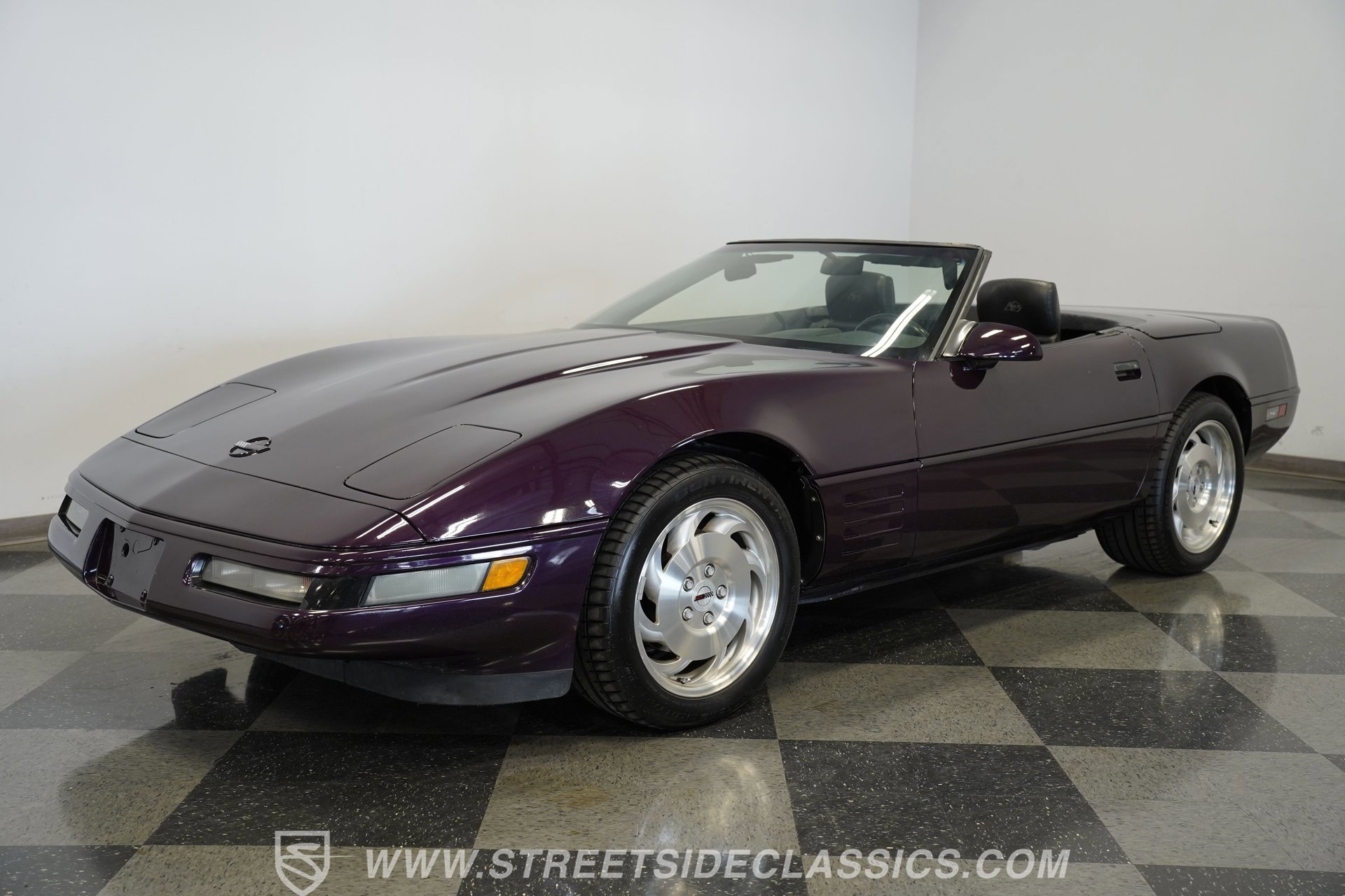 Used 1993 Chevrolet Corvette Convertible image 5