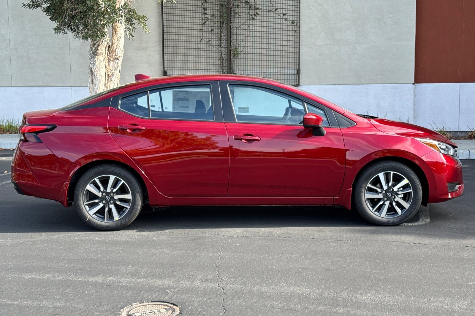 New 2025 Nissan Versa SV w/ Trunk Package image 3