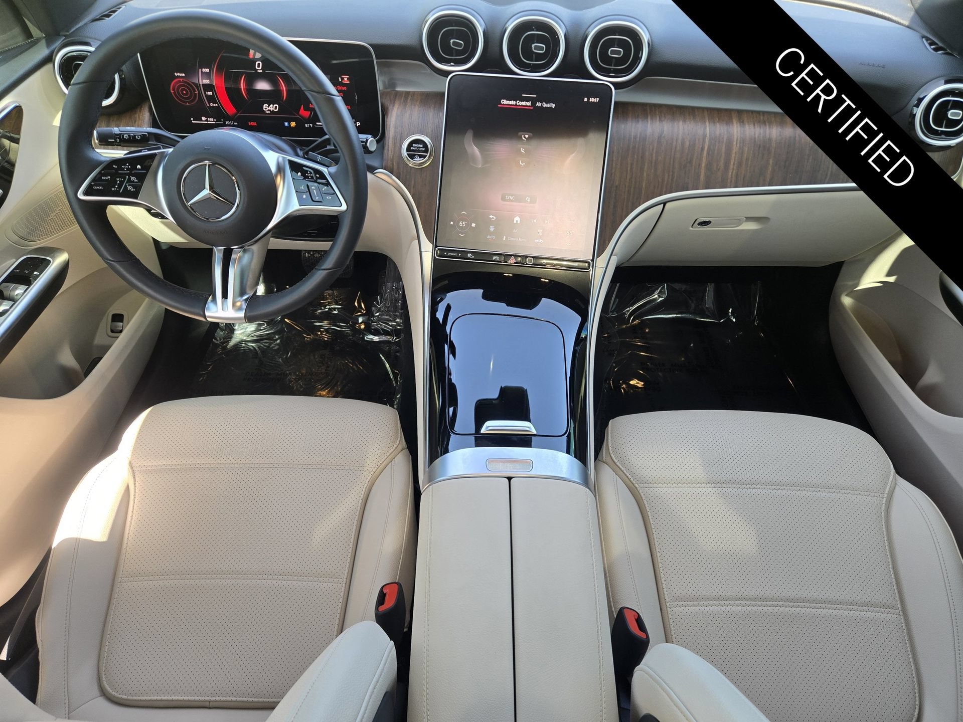 Certified 2026 Mercedes-Benz GLC 300 image 2