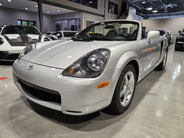 Used 2001 Toyota MR2 image 4