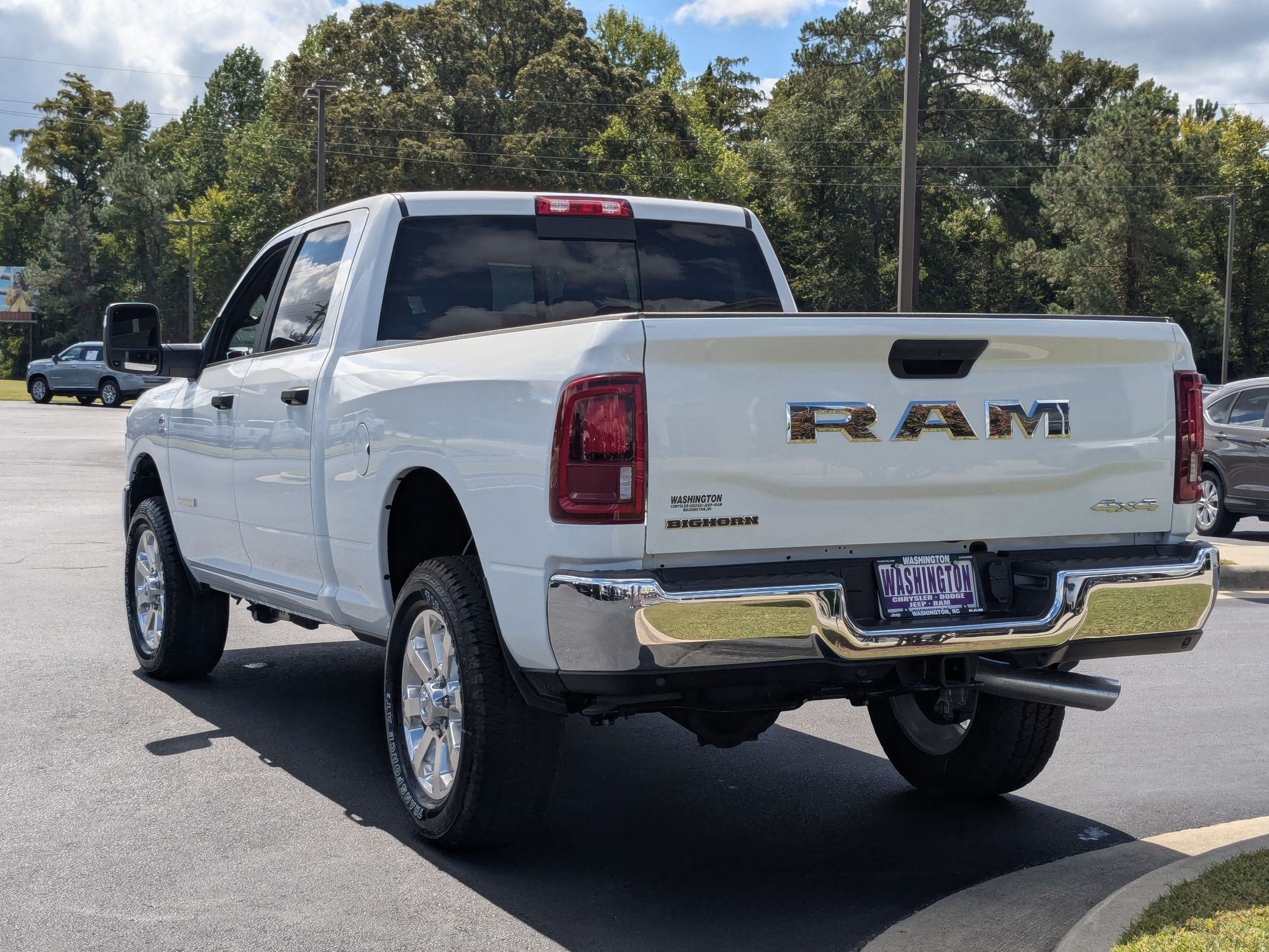 New 2026 RAM 2500 Big Horn AWD/4WD image 7