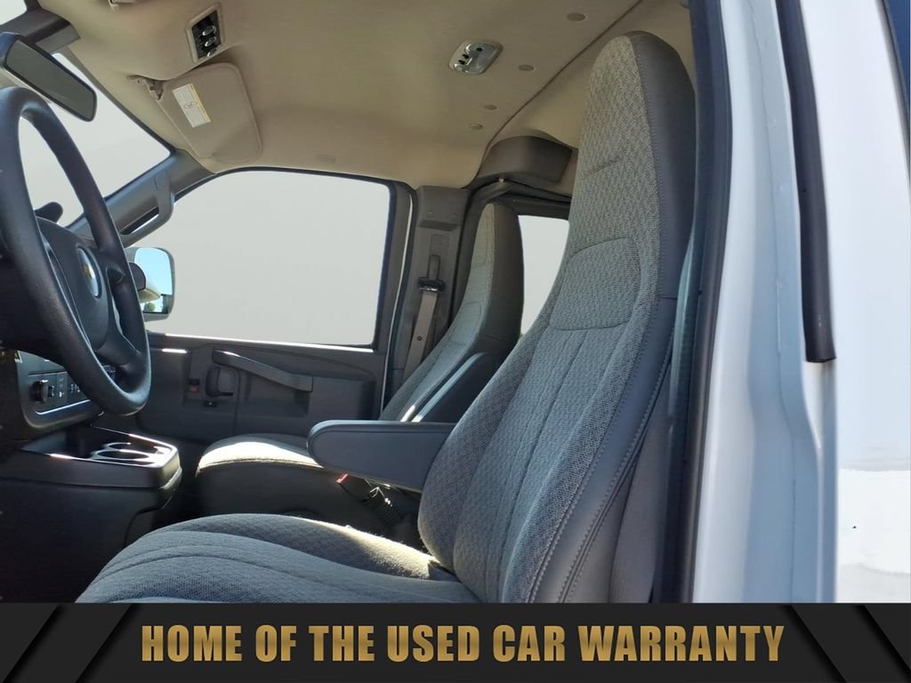 Used 2025 Chevrolet Express 3500 LT w/ LT Preferred Equipment Group RWD image 14