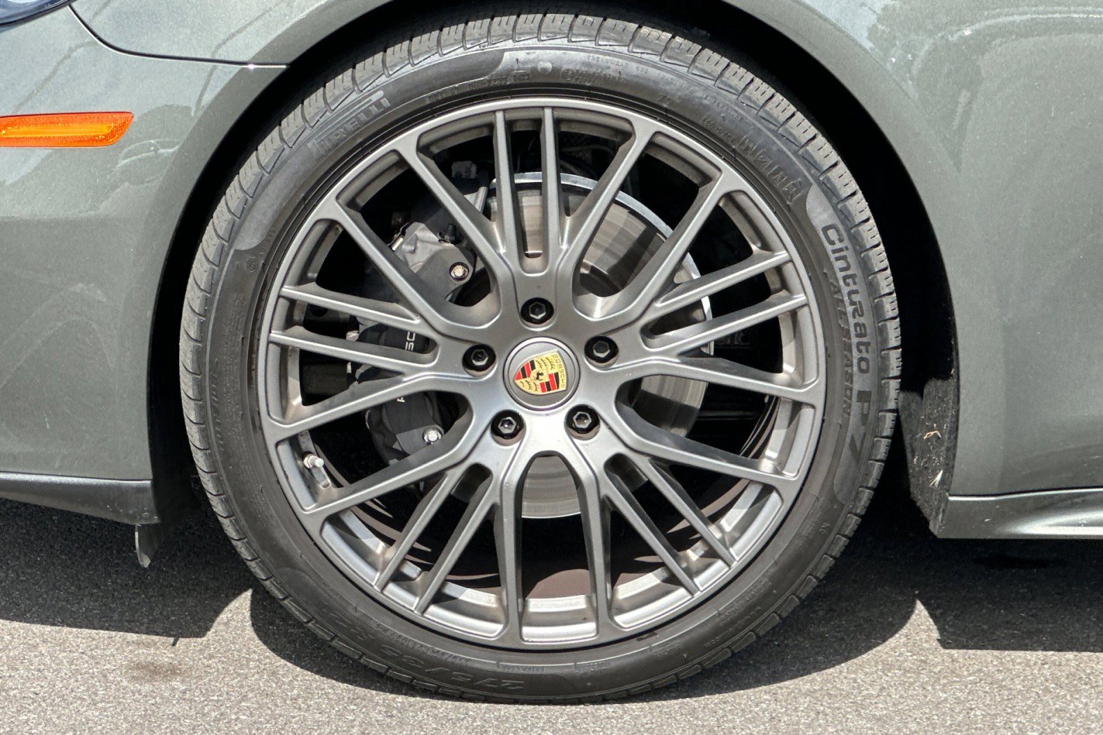 Certified 2023 Porsche Panamera Platinum Edition image 27