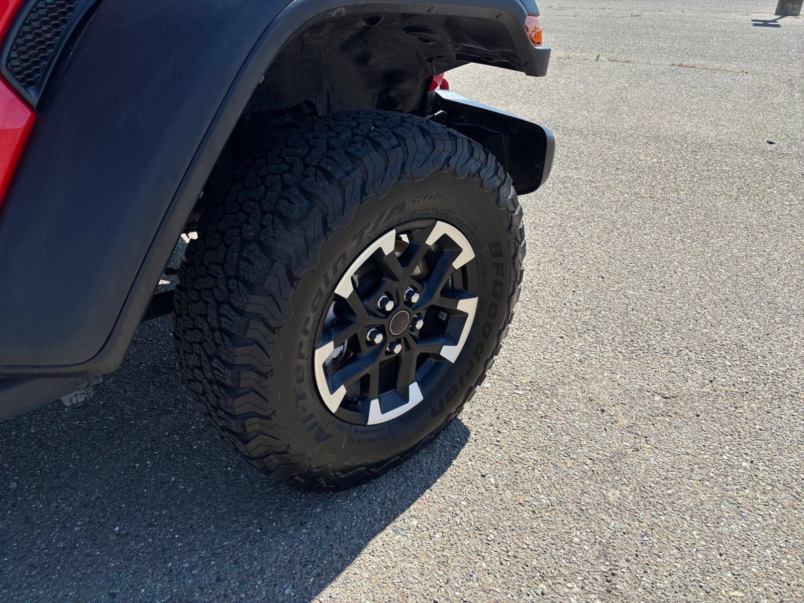 Used 2025 Jeep Wrangler Unlimited Rubicon AWD/4WD image 29