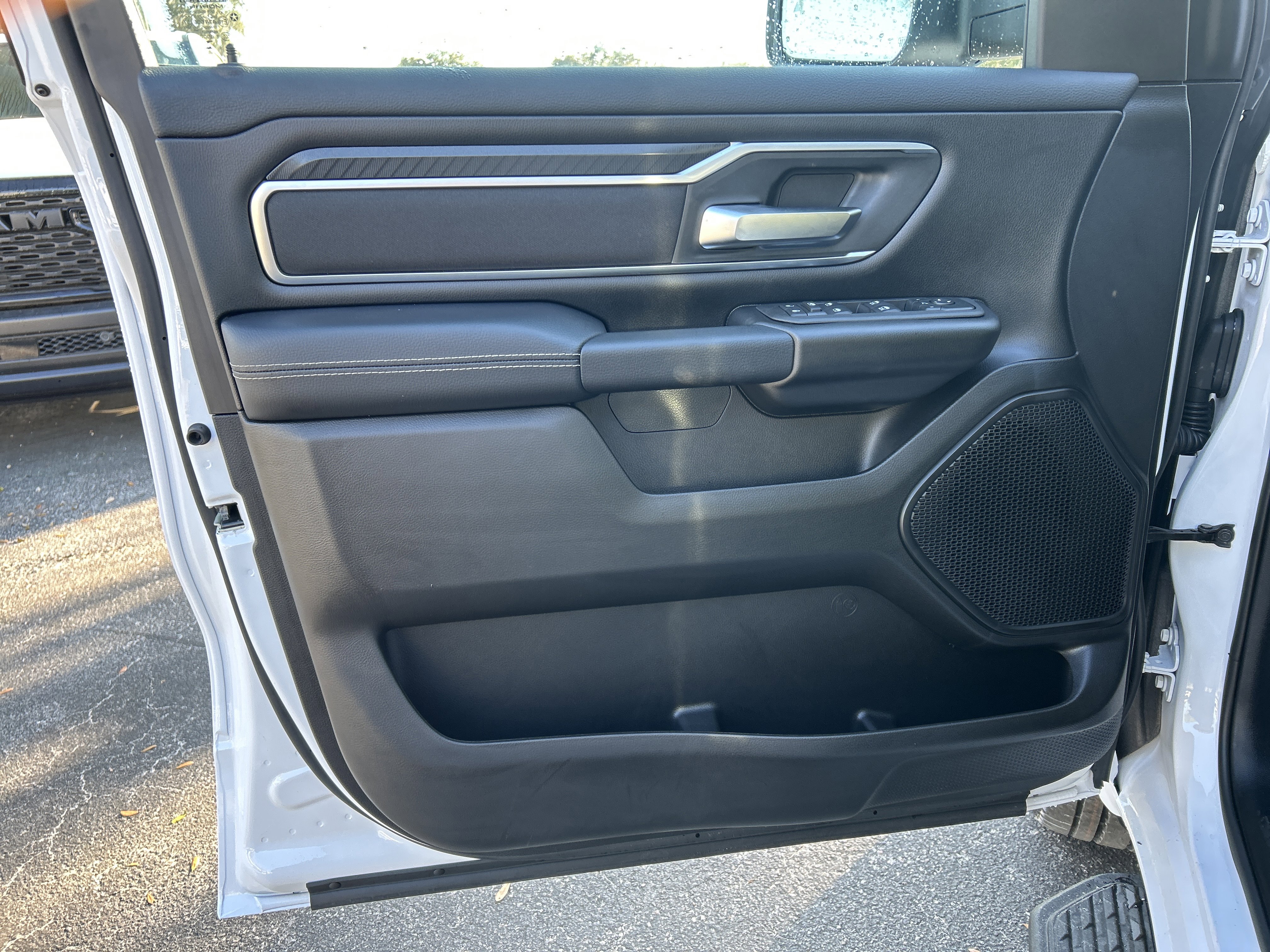 New 2026 RAM 1500 4x4 Crew Cab image 12