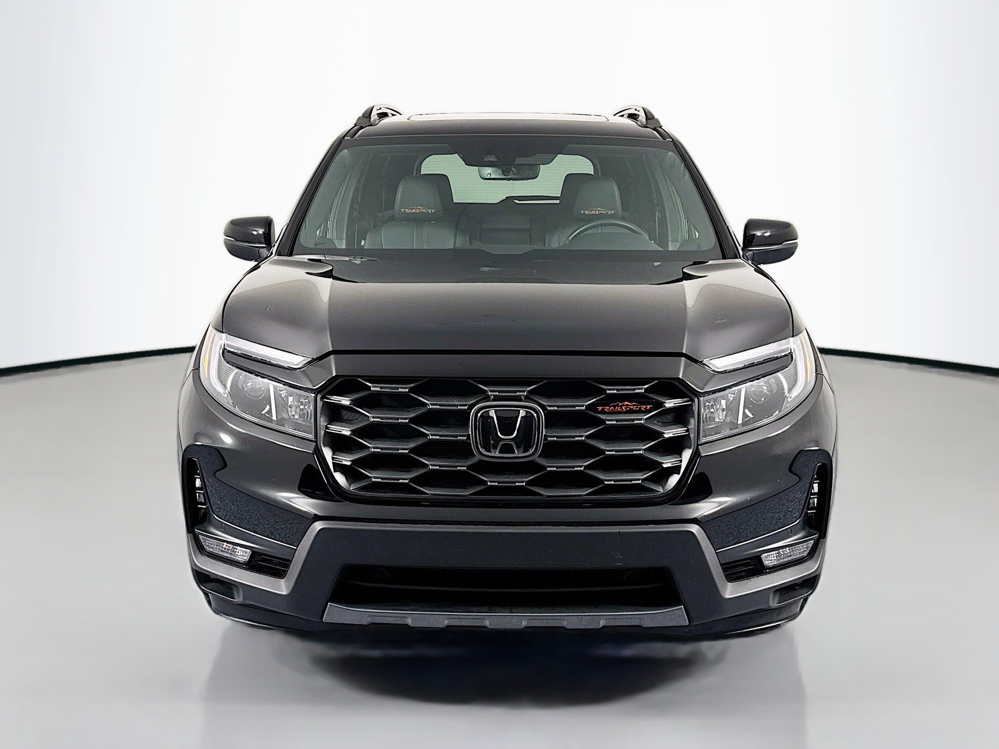 Certified 2023 Honda Passport TrailSport image 2