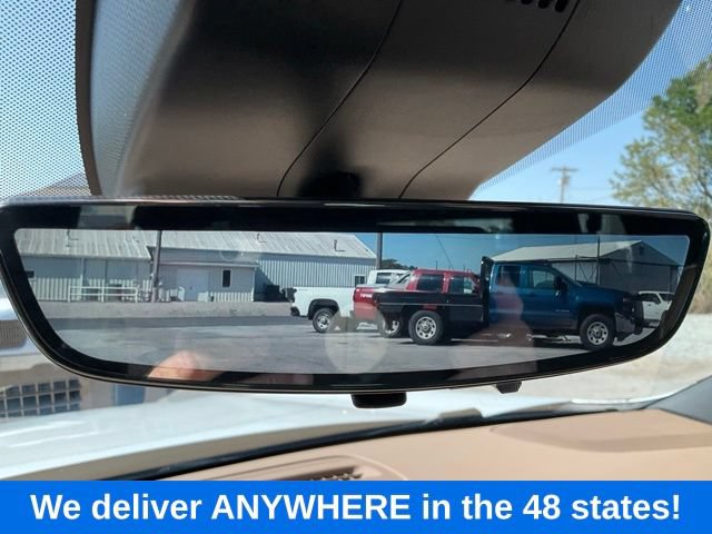 Used 2024 Chevrolet Suburban Premier AWD/4WD image 39