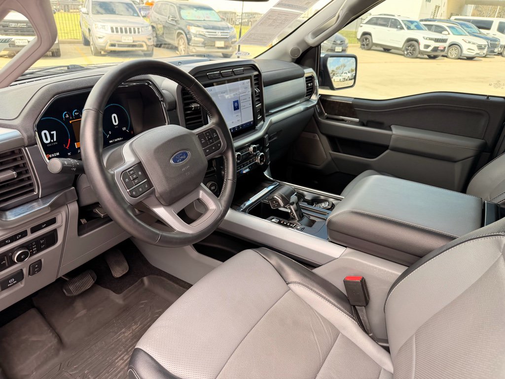 Used 2023 Ford F150 Lariat RWD image 12
