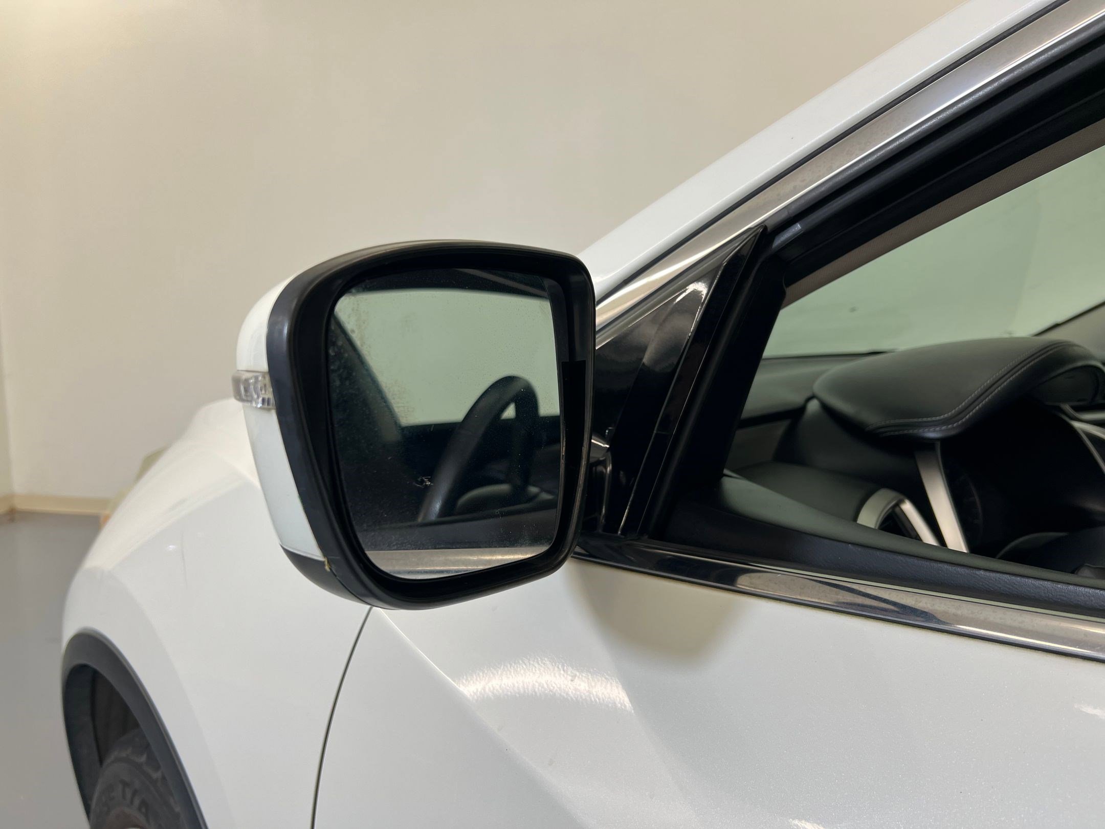 Used 2017 Nissan Murano SV image 21