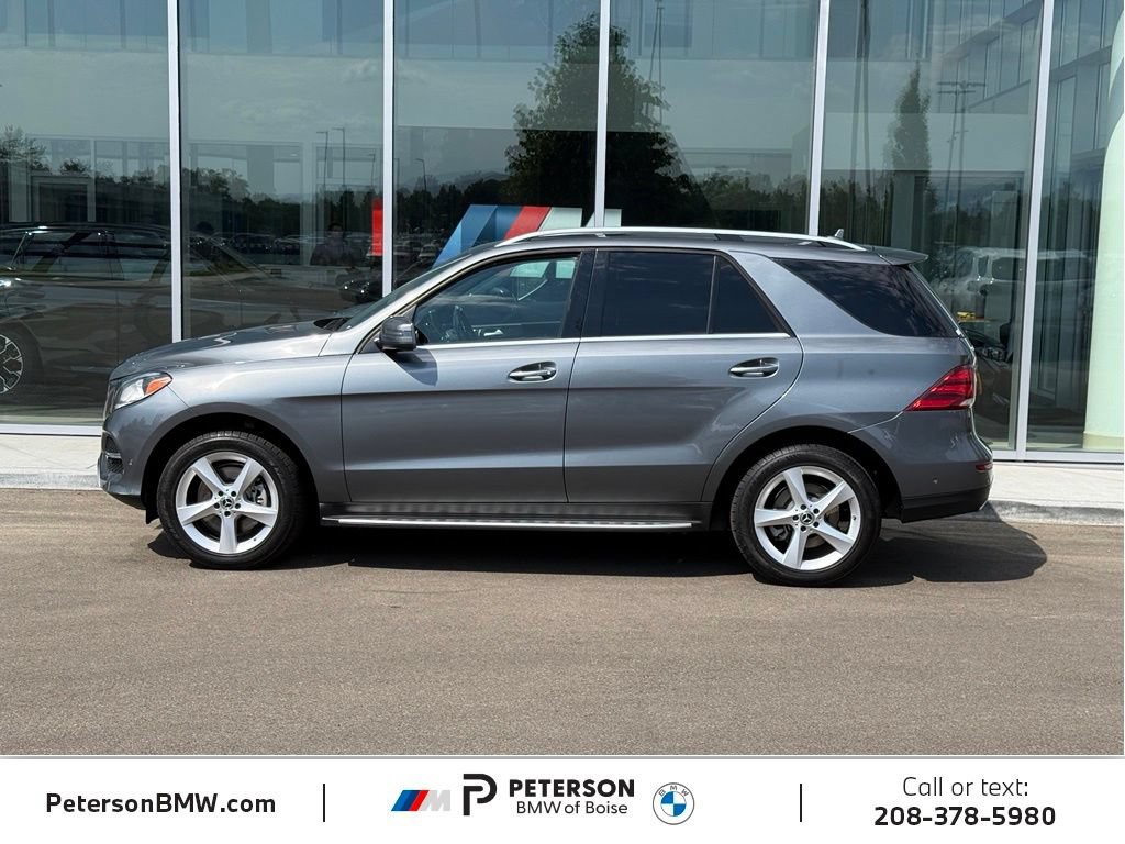 Used 2019 Mercedes-Benz GLE 400 4MATIC image 2