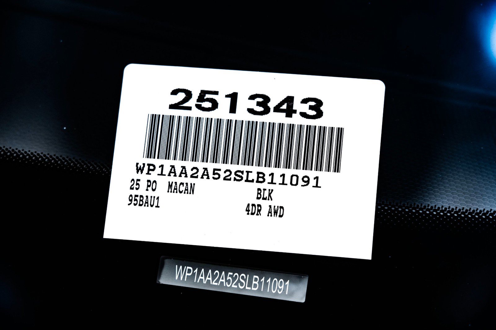 New 2025 Porsche Macan image 30