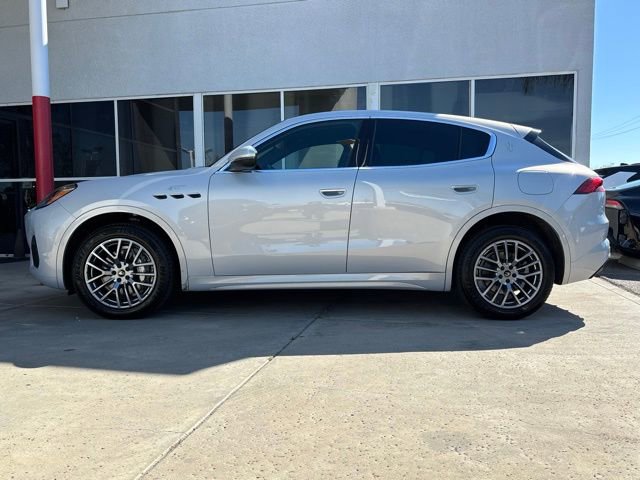 Used 2024 Maserati Grecale GT image 28