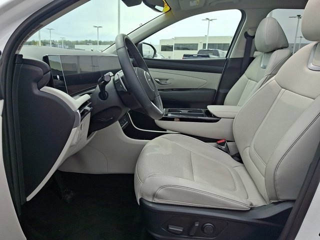 Used 2025 Hyundai Tucson Limited AWD/4WD image 13