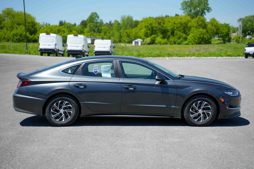 Used 2023 Hyundai Sonata Blue FWD image 4