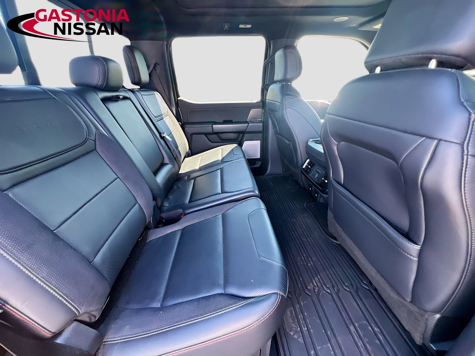 Used 2025 Ford F150 Raptor image 37