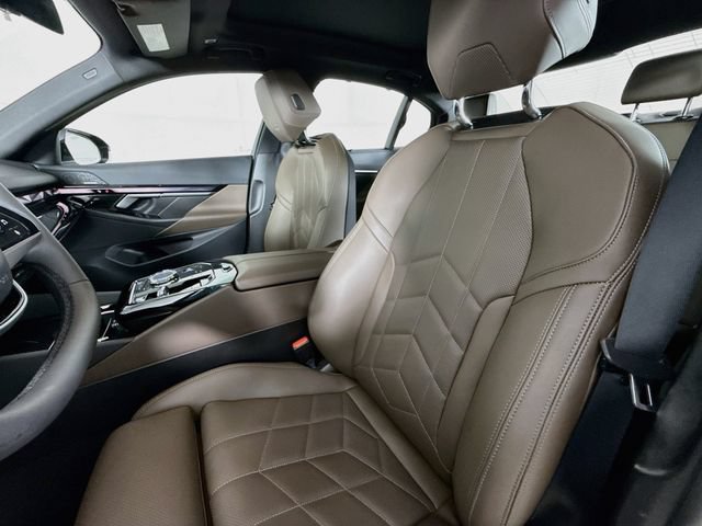 Used 2026 BMW 540i xDrive AWD/4WD image 22