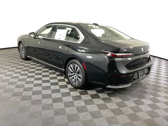 Used 2024 BMW i7 eDrive50 image 4