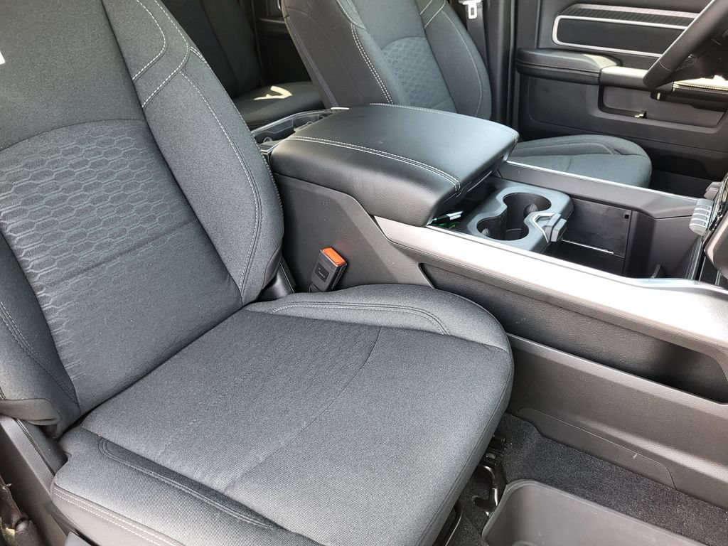 New 2026 RAM 2500 Big Horn AWD/4WD image 12