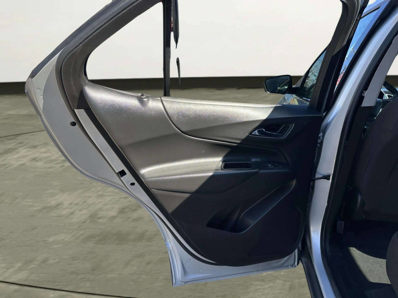 Used 2020 Chevrolet Equinox LT image 13