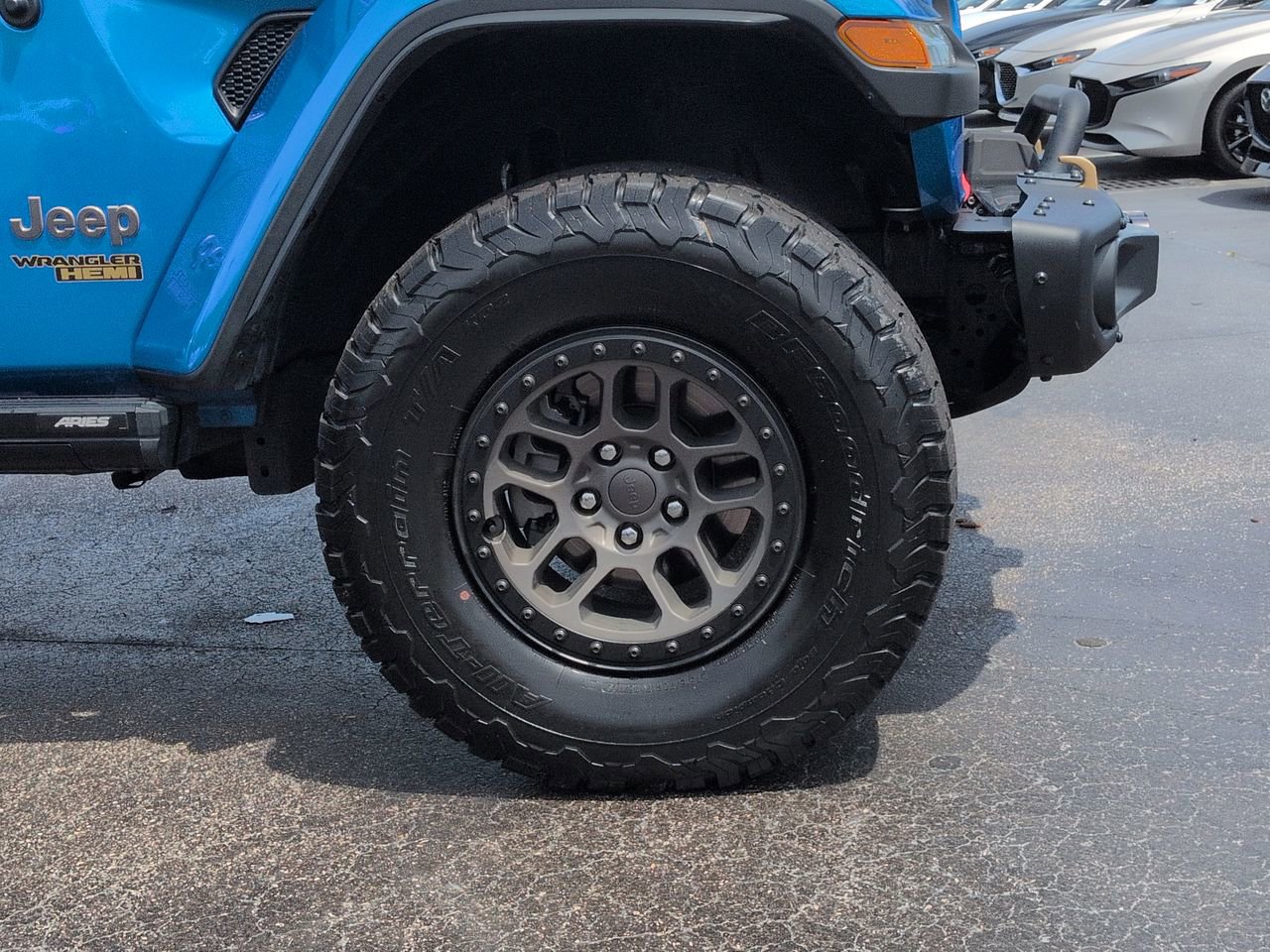 Used 2023 Jeep Wrangler Unlimited Rubicon 392 w/ Xtreme Recon 35" Tire Package AWD/4WD image 11