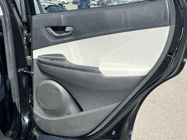 Used 2023 Hyundai Kona SE w/ Cargo Package image 21