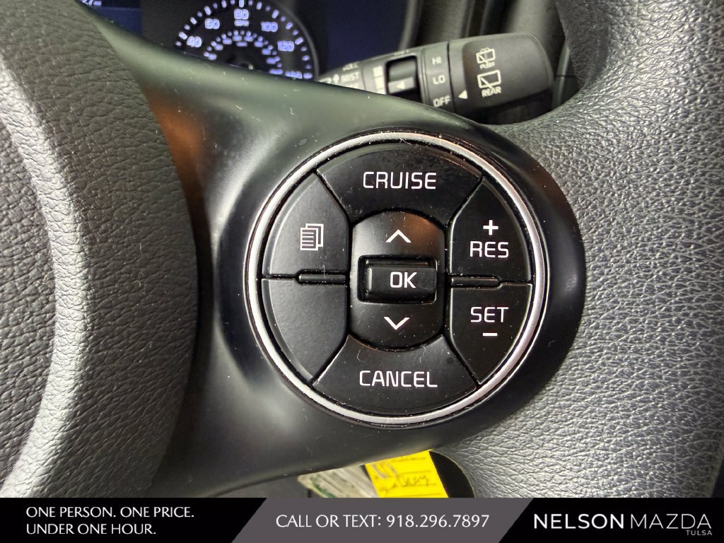 Used 2020 Kia Soul LX FWD image 26