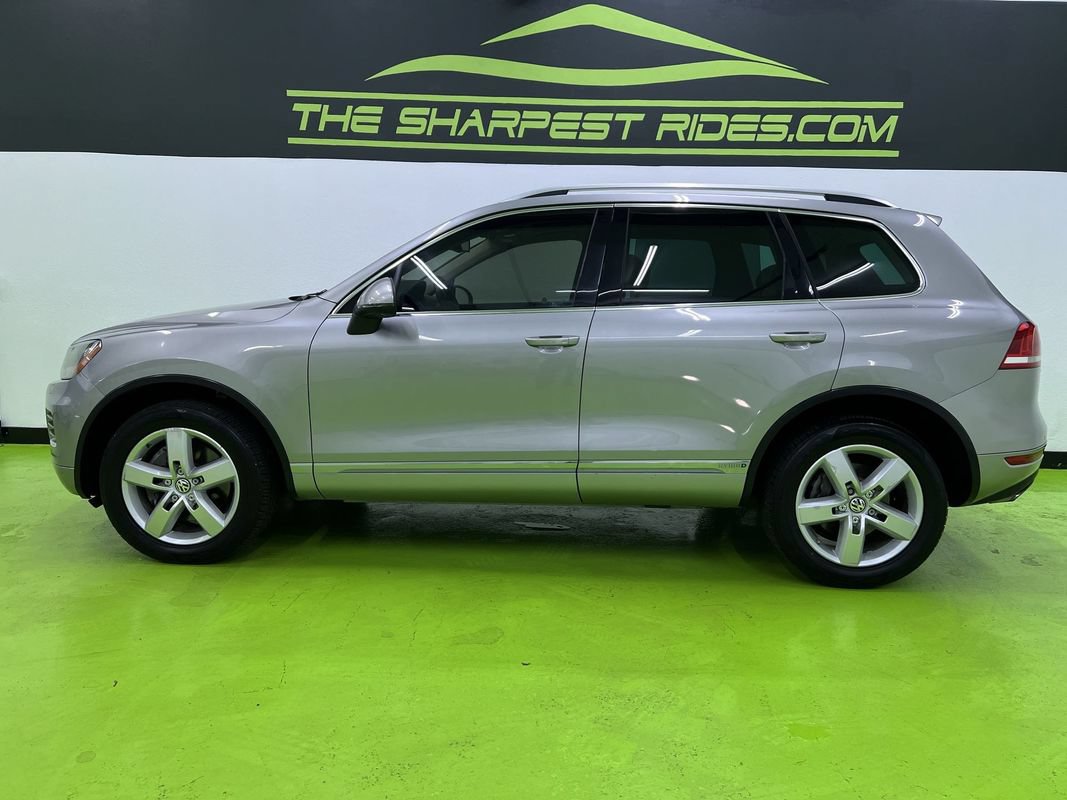 Used 2012 Volkswagen Touareg Hybrid AWD/4WD image 6