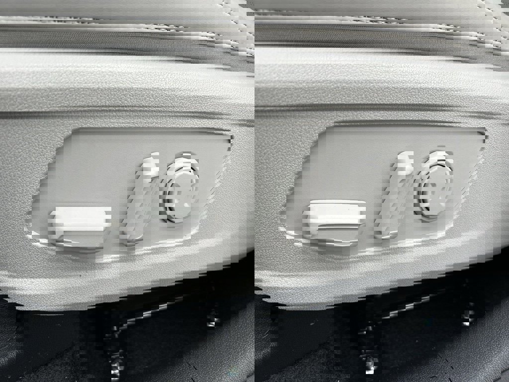 New 2026 Kia Sorento EX image 21