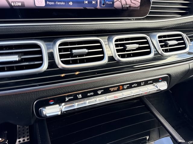 Used 2024 Mercedes-Benz GLS 450 4MATIC image 19