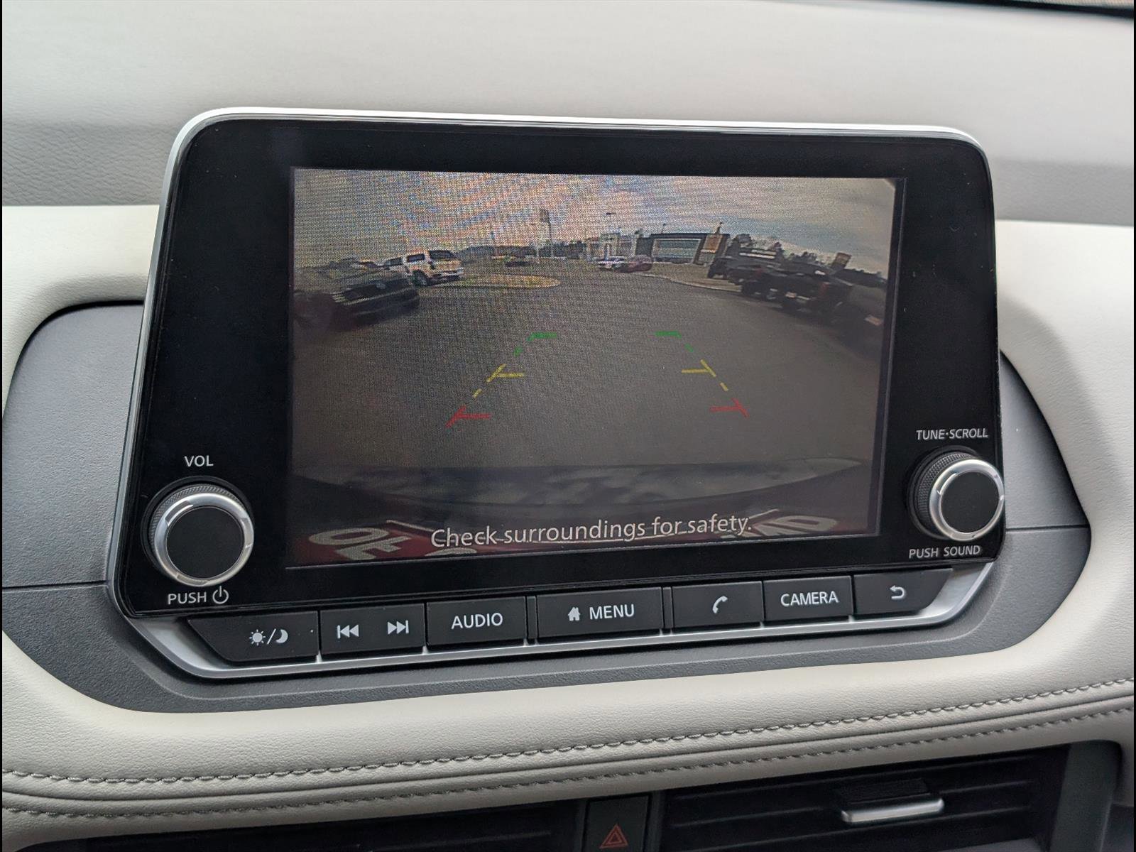 Used 2026 Nissan Rogue SV w/ SV Premium Package image 12