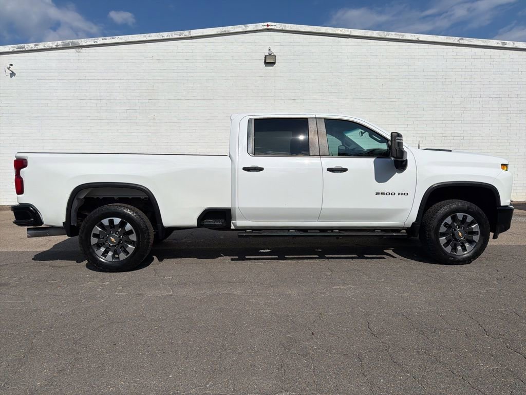Used 2021 Chevrolet Silverado 2500 Custom w/ Custom Value Package RWD image 1