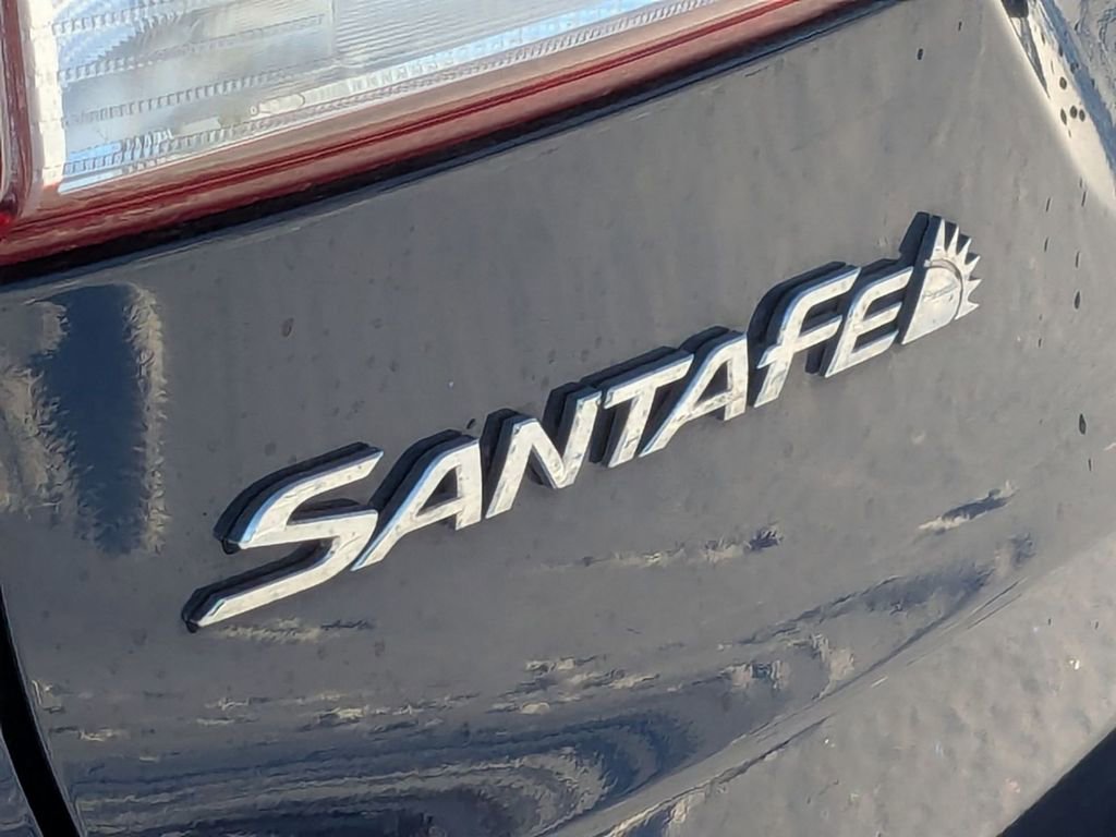 Used 2017 Hyundai Santa Fe Limited image 11