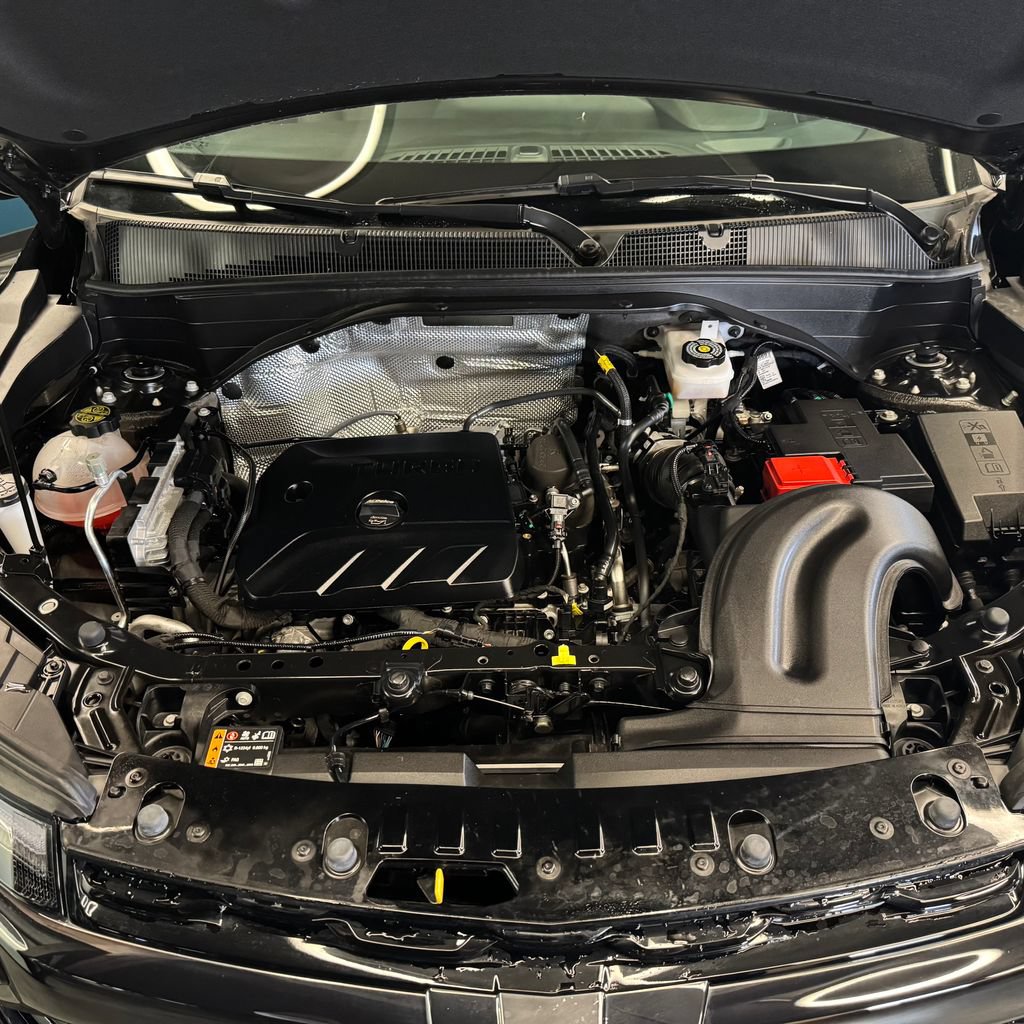 Used 2025 Chevrolet TrailBlazer RS FWD image 23