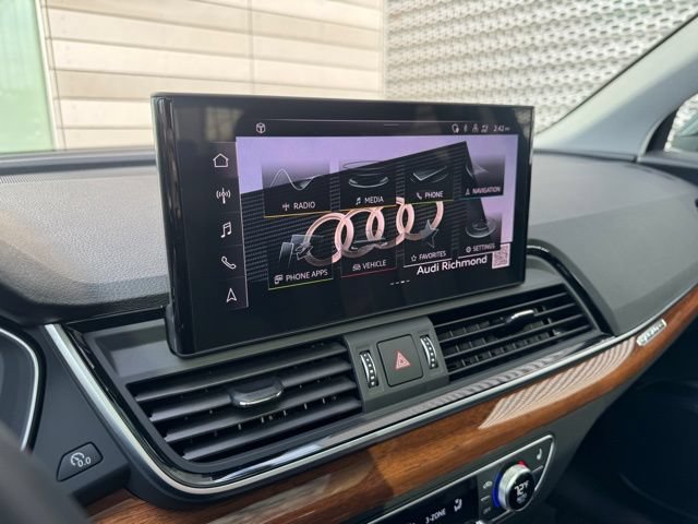 Certified 2025 Audi Q5 Premium w/ Convenience Plus Package AWD/4WD image 15