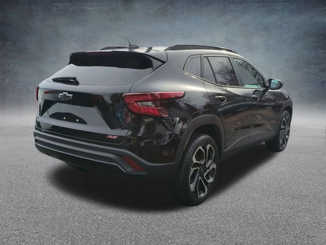 Certified 2024 Chevrolet Trax RS w/ Driver Confidence Package image 9