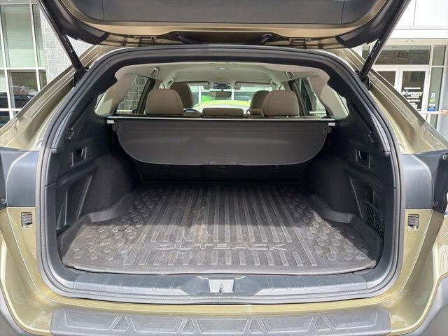 Used 2020 Subaru Outback Premium w/ Popular Package #1 AWD/4WD image 13