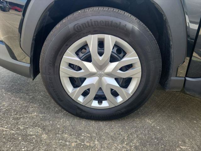 Certified 2026 Toyota Corolla Cross L FWD image 33