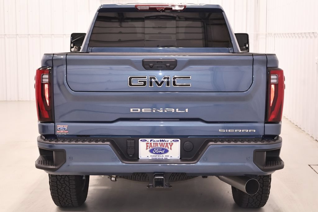 Used 2025 GMC Sierra 2500 Denali w/ Denali Reserve Package AWD/4WD image 8